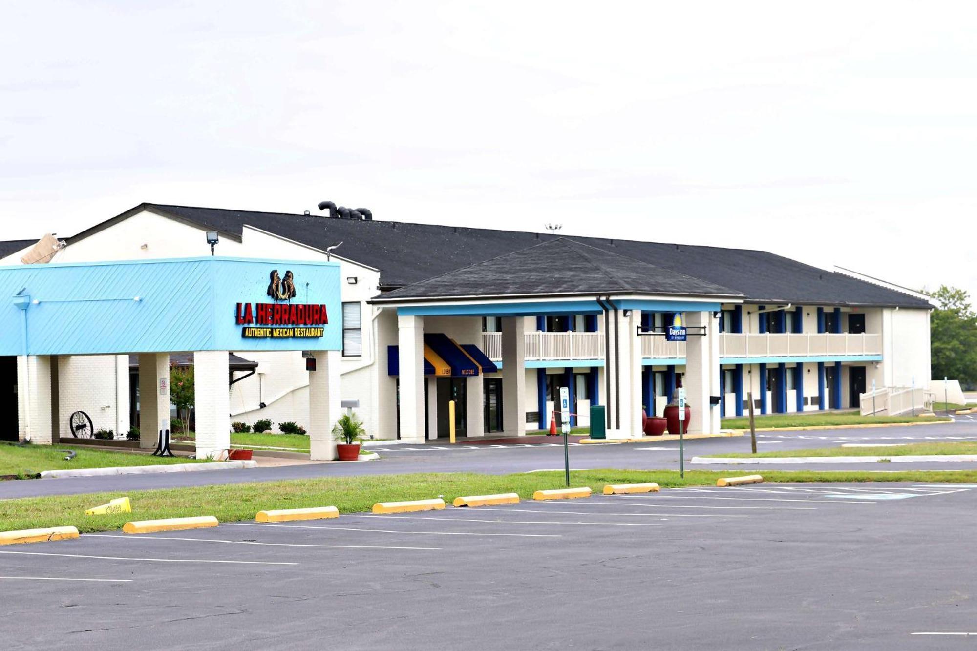 Days Inn By Wyndham Kings Dominion Doswell Exteriér fotografie